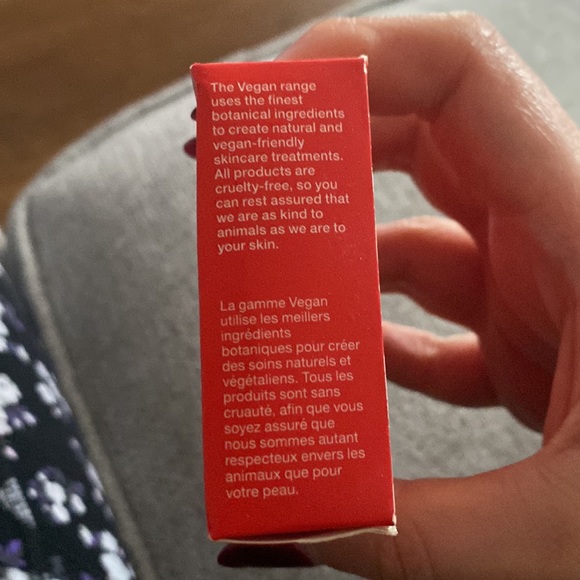 Dr botanicals strawberry and poppy seed cleansing bar. Brand new - Picture 3 of 4